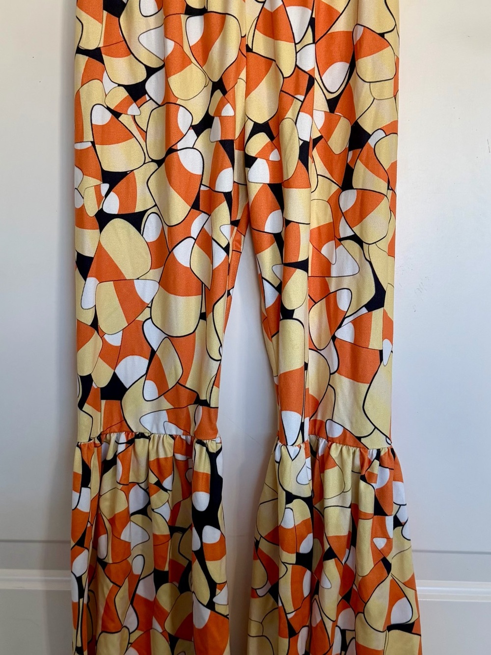 Girls 5XL (10–12) Candy Corn Halloween Flare Pants